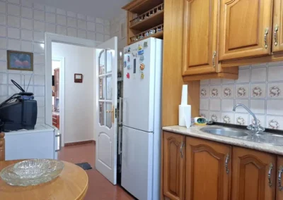 Cocina independiente en vivienda de 3 dormitorios en Málaga
