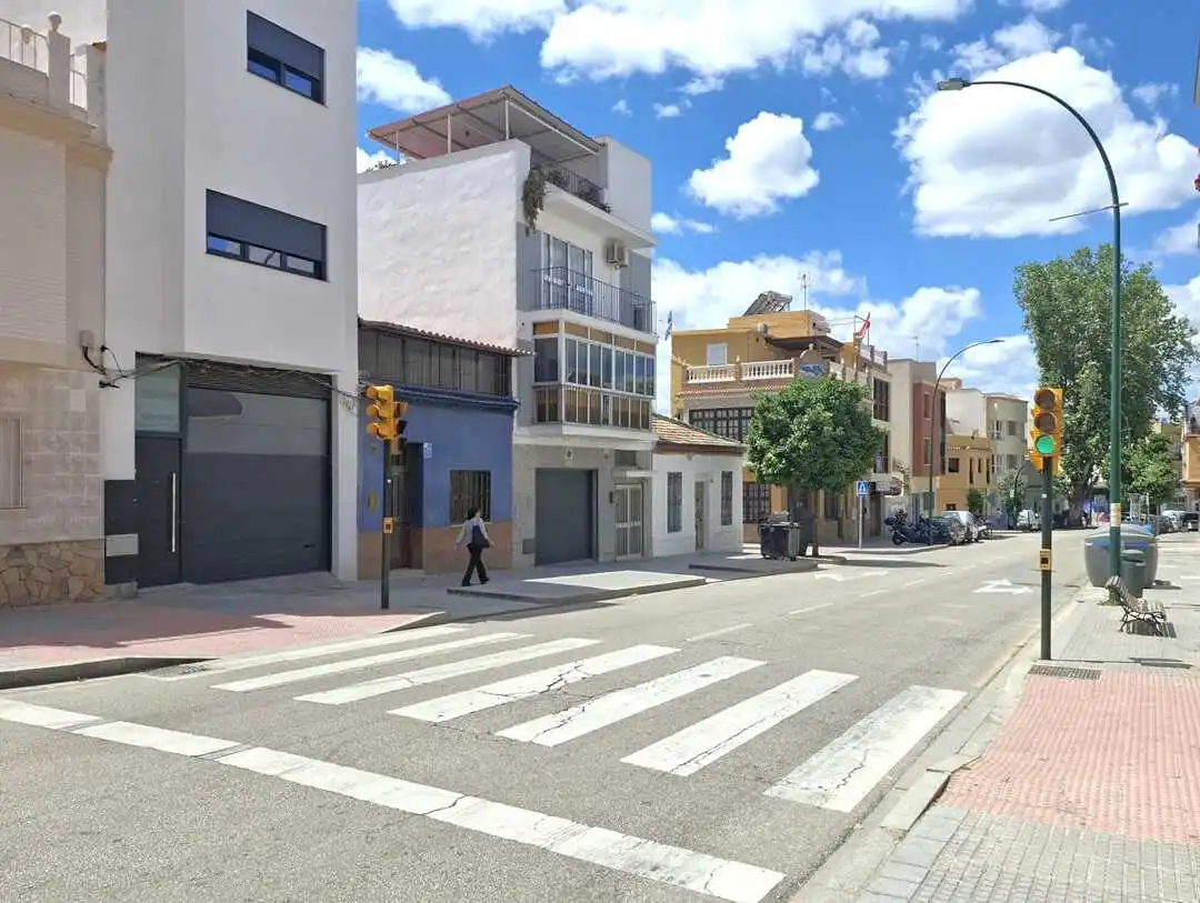 chalet adosado en venta en Olletas Málaga fachada exterior