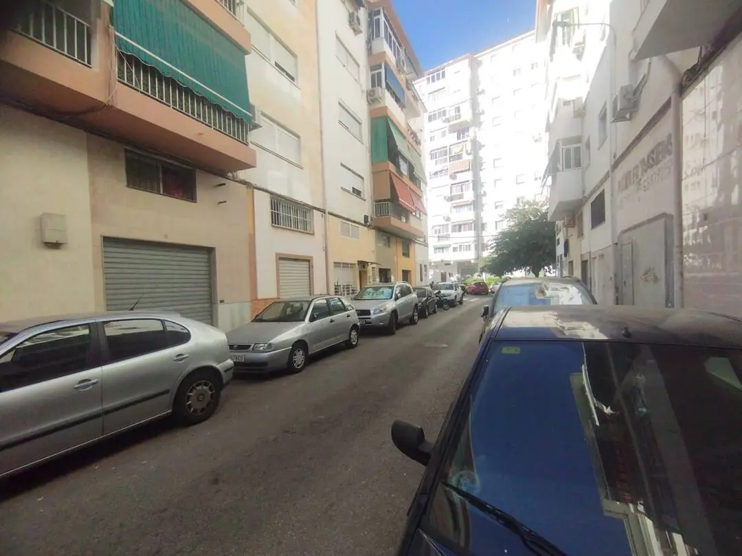 Entrada al terreno en venta en Málaga Este Jarazmín Grupo Modernia